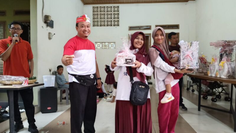 Jalan Sehat Warnai Perayaan HUT RI ke-80 di Bumi Puspa Kencana
